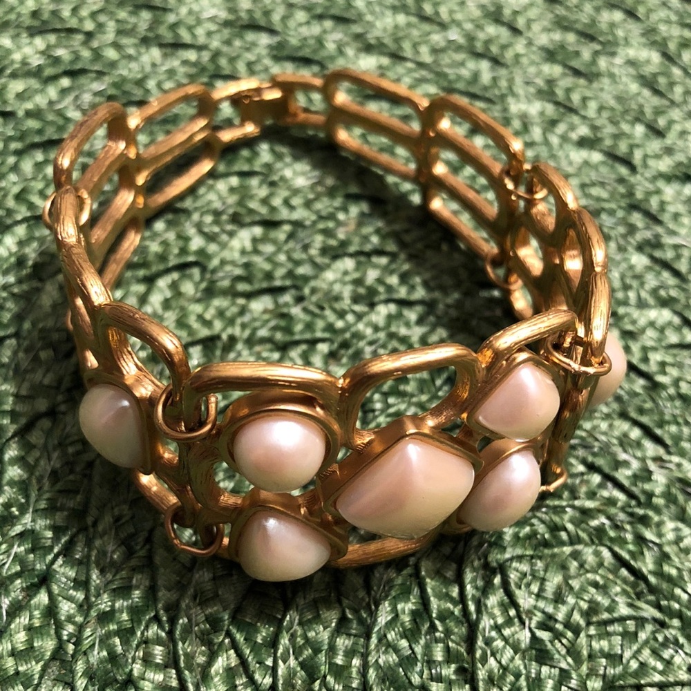 ⭐️VINTAGE BRACELET & NECKLACE⭐️ - Picture 6 of 6